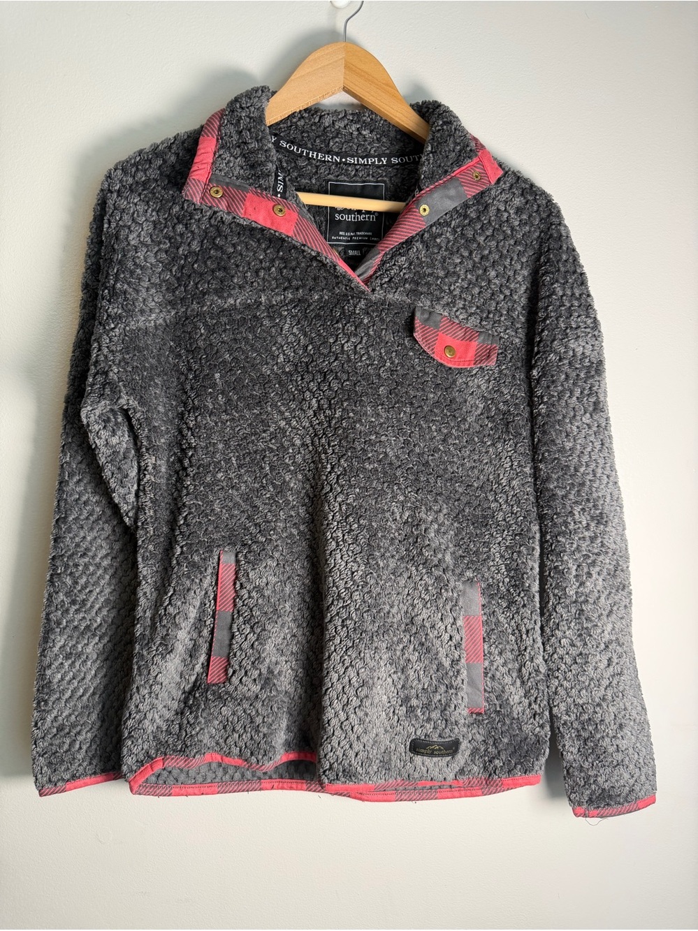 Simply Southern Simply Soft Fleece Pullover Gray Light Red Buffalo Plaid Trim Sm